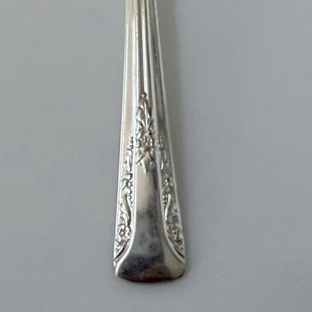 4pc International Silver Camelia Salad Fork 6” Silverplate 1940